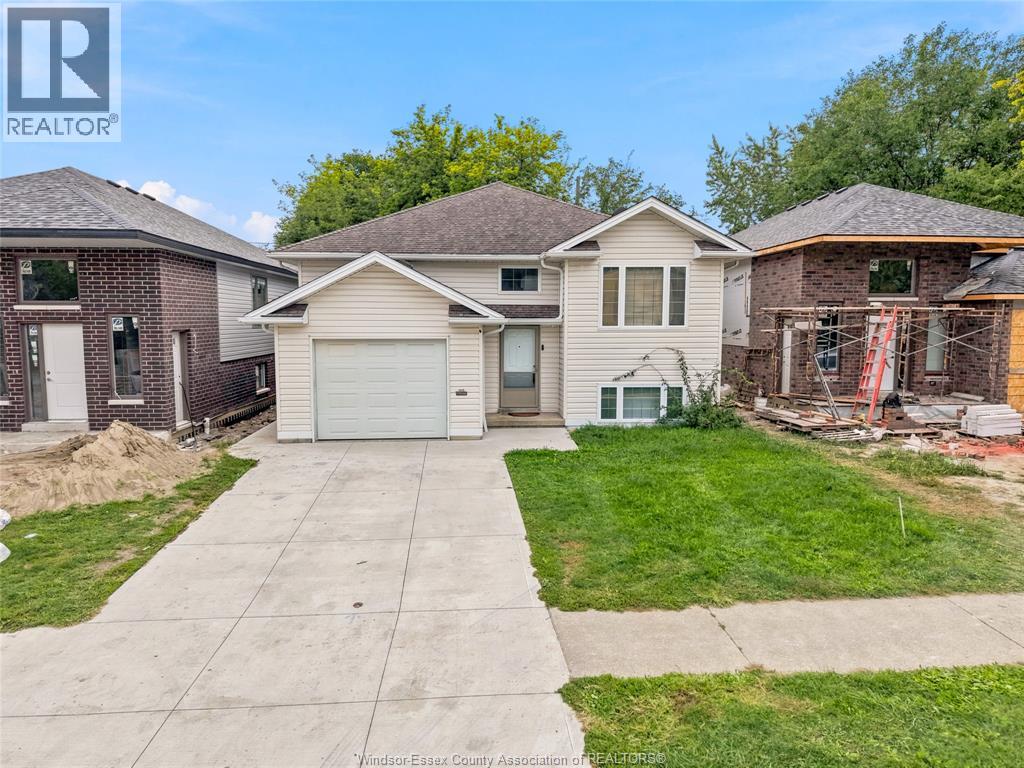 1443 CAMPBELL AVENUE - 31