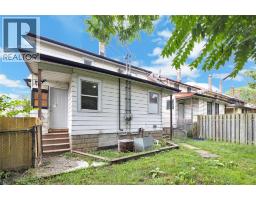 430-432 Campbell, Windsor, ON N9B2H4 Photo 32
