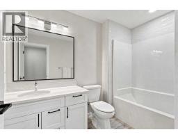 38 Lindman Avenue, Red Deer, AB T4R0S5 Photo 27