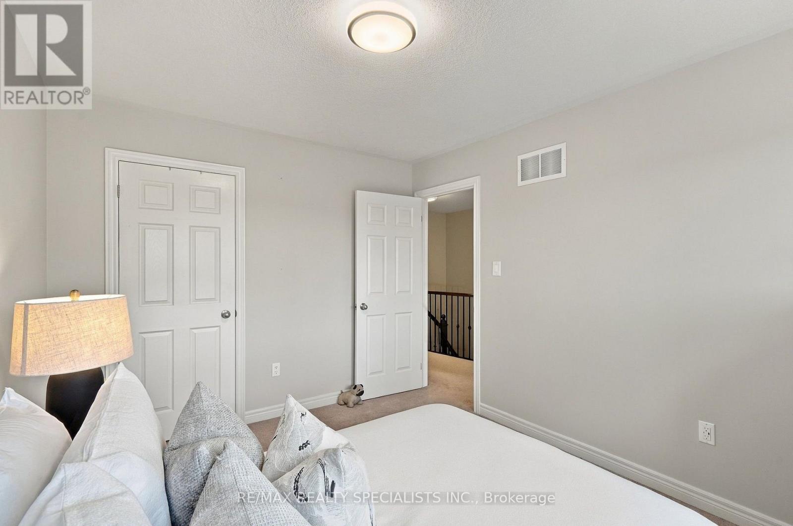 766 SUGDEN TERRACE - 25