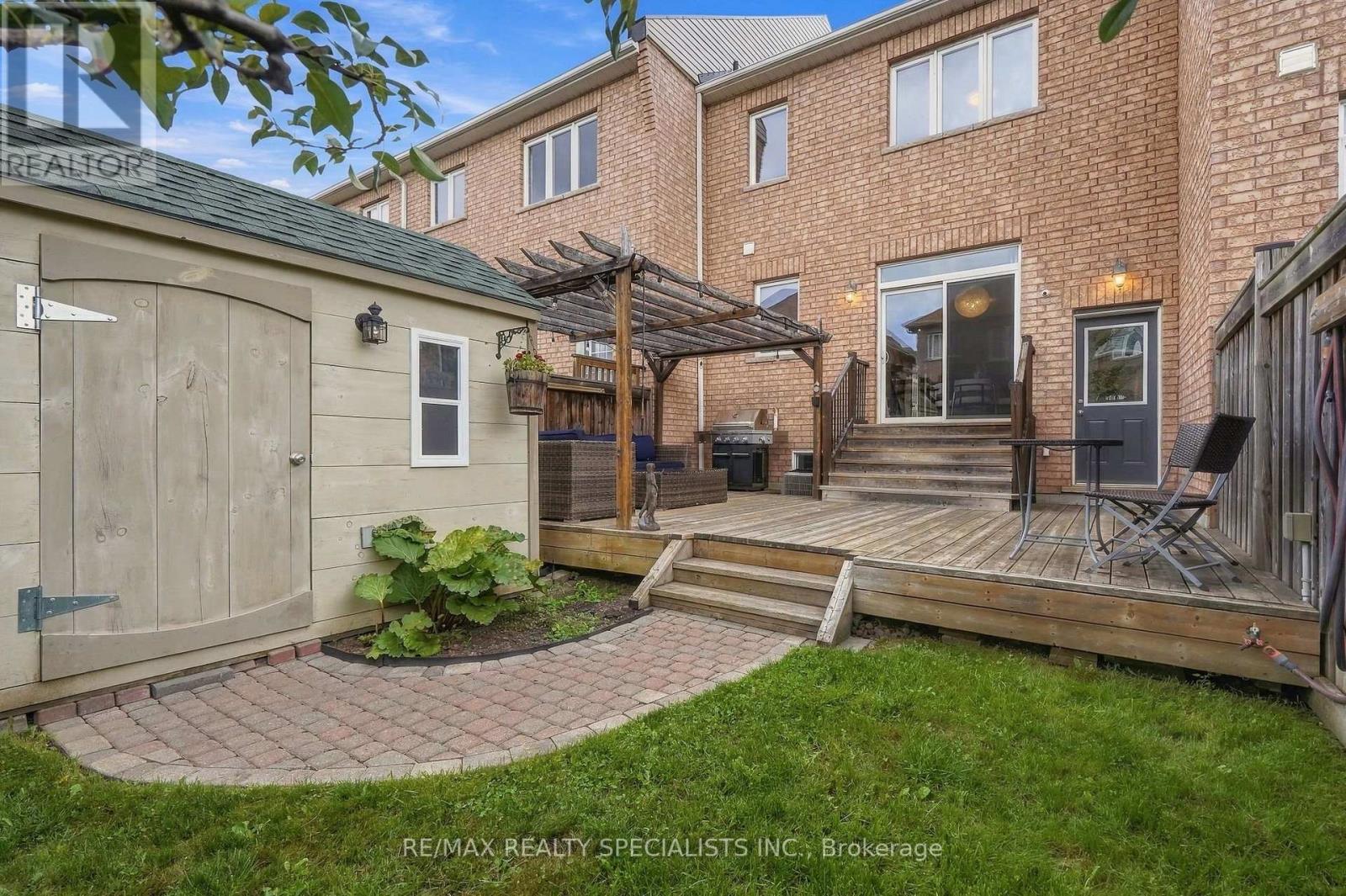 766 SUGDEN TERRACE - Image 45