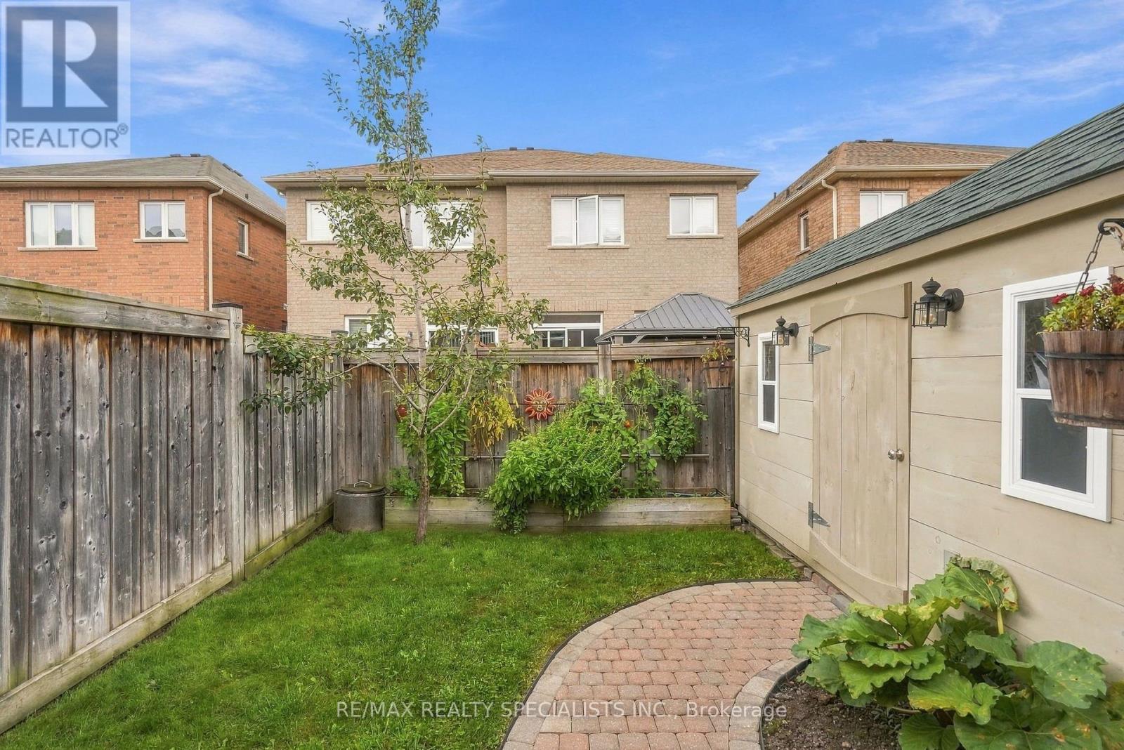 766 SUGDEN TERRACE - 49