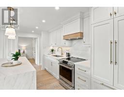 1501 - 100 Quebec Avenue, Toronto, ON M6P4B8 Photo 9
