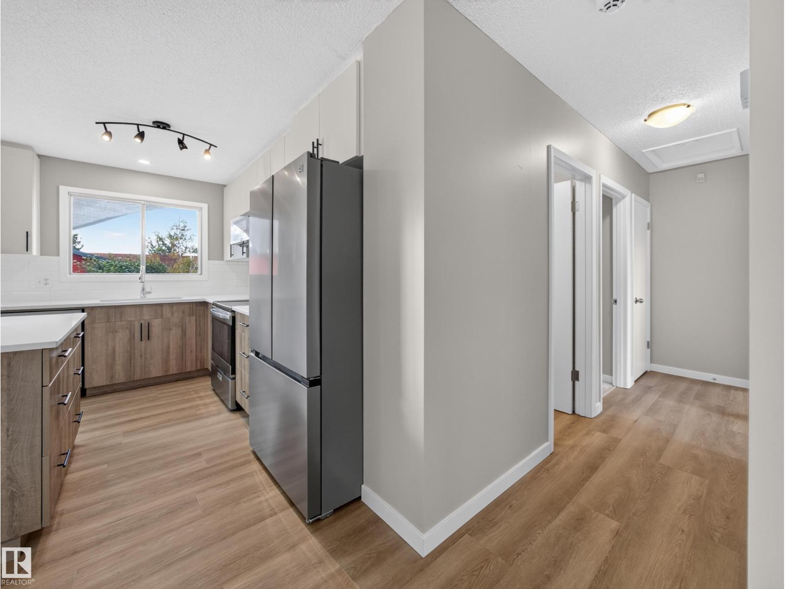 9836 169 ST NW - 11