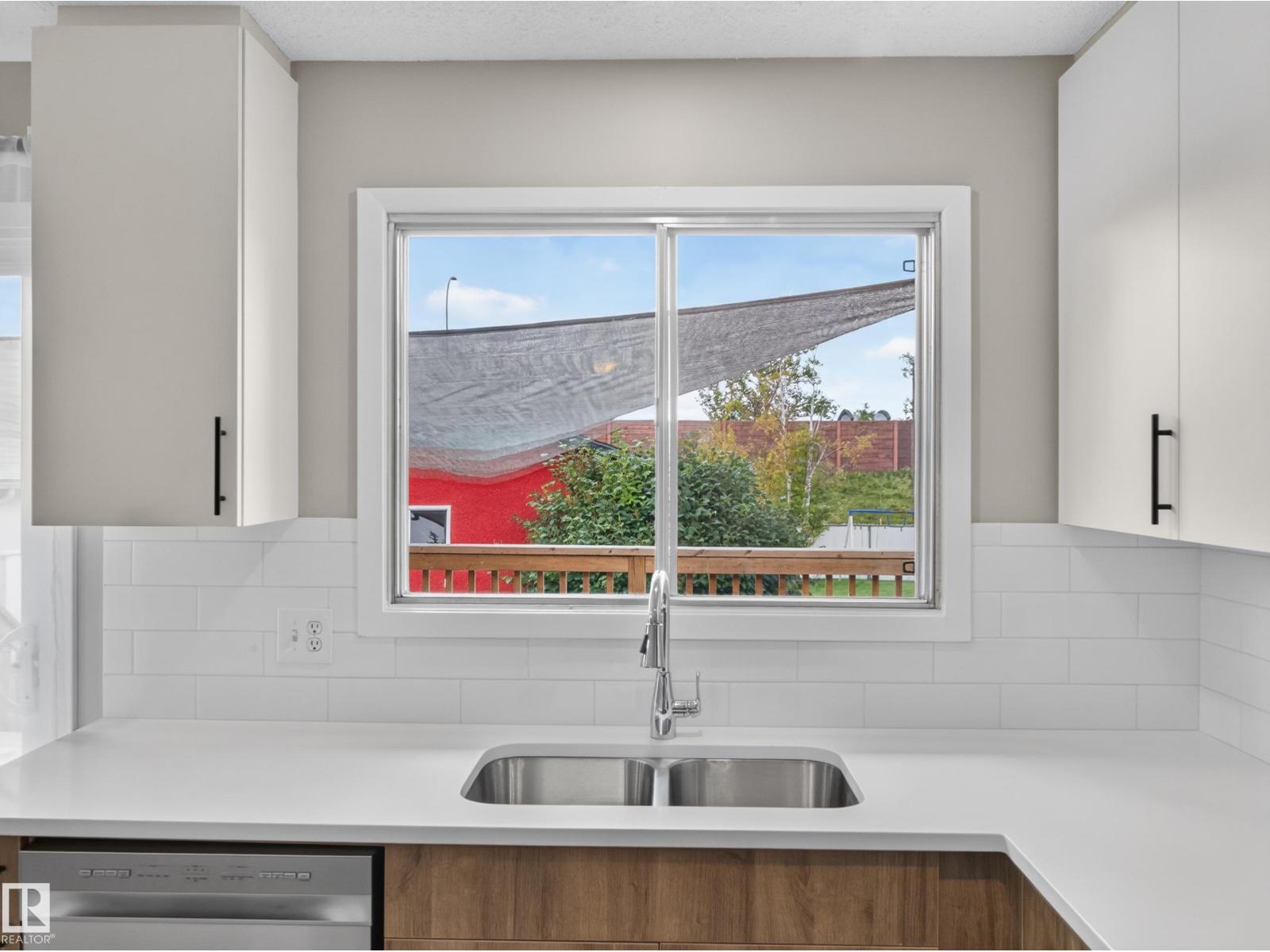 9836 169 ST NW - 12