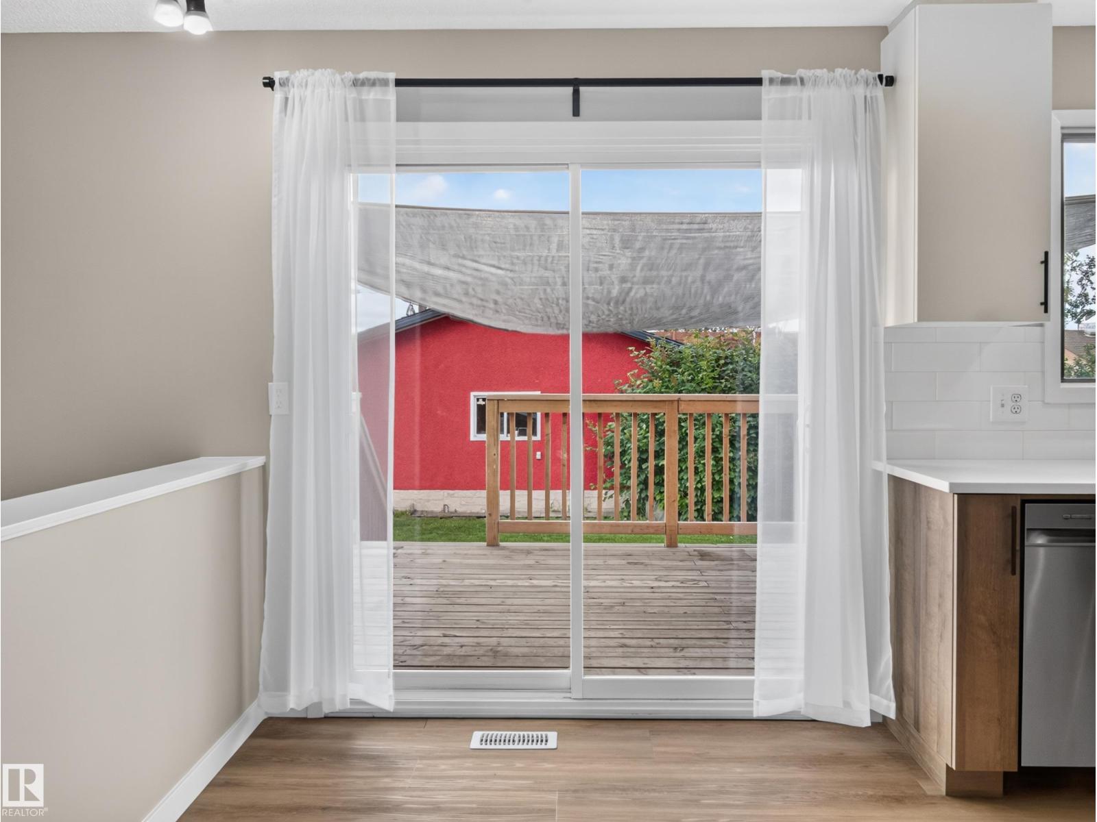 9836 169 ST NW - 13