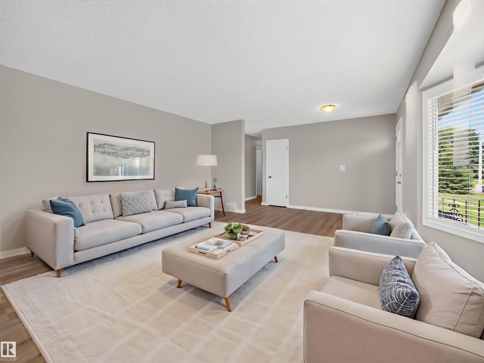 9836 169 St NW photo 4 — MLS® E4509329
