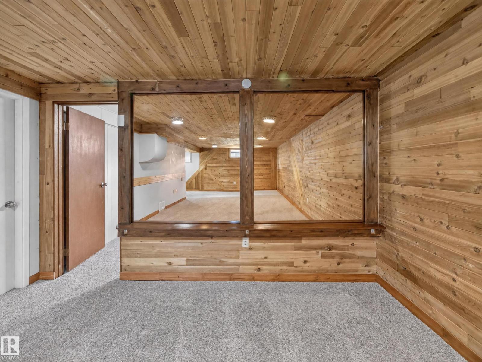 9836 169 ST NW - Image 40