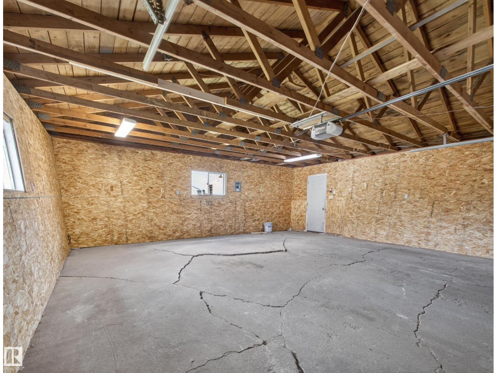 9836 169 ST NW - Image 46