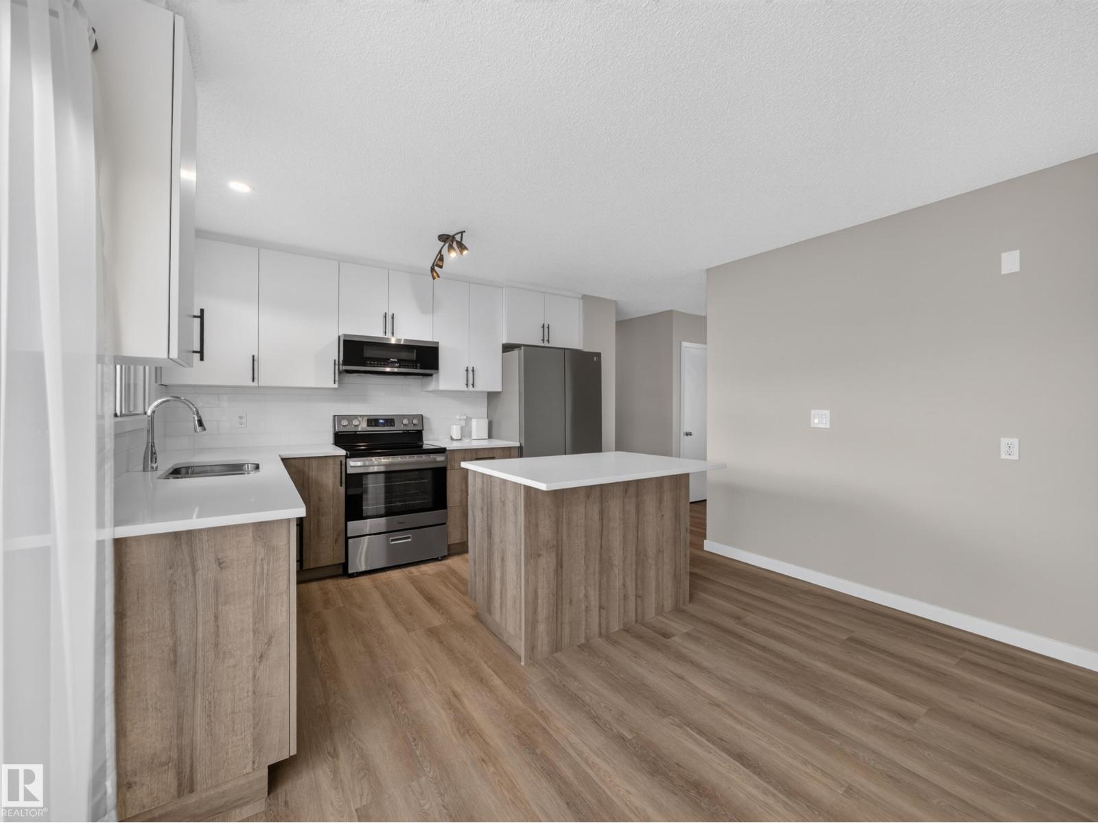 9836 169 ST NW - 8