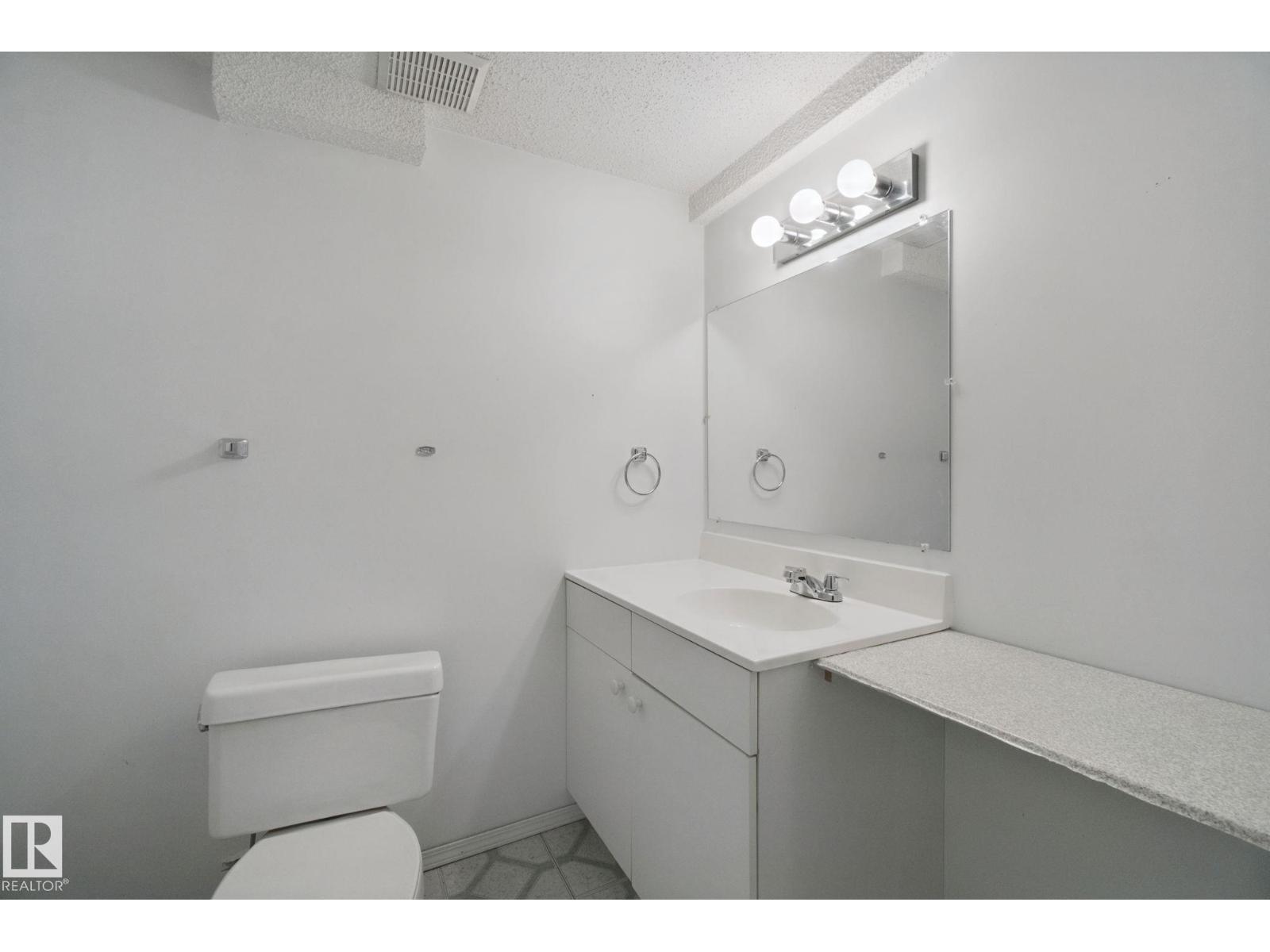 2 STONESHIRE CL - Image 53