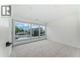 201, 110 18A Street NW - photo 12