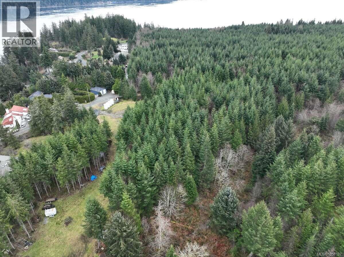 5567 Raceway Rd, Campbell River