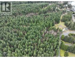 5567 Raceway Rd, Campbell River, BC V9H1N9 Photo 6