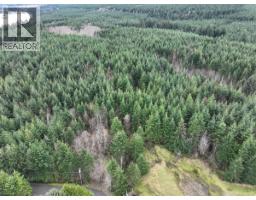 5567 Raceway Rd, Campbell River, BC V9H1N9 Photo 8