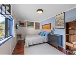 5212 Gainsberg Rd, Bowser, BC V0R1G0 Photo 22