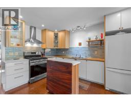 Mud room - 5212 Gainsberg Rd, Bowser, BC V0R1G0 Photo 6