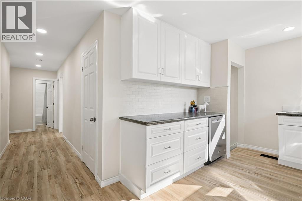 408 BREITHAUPT Street - 9