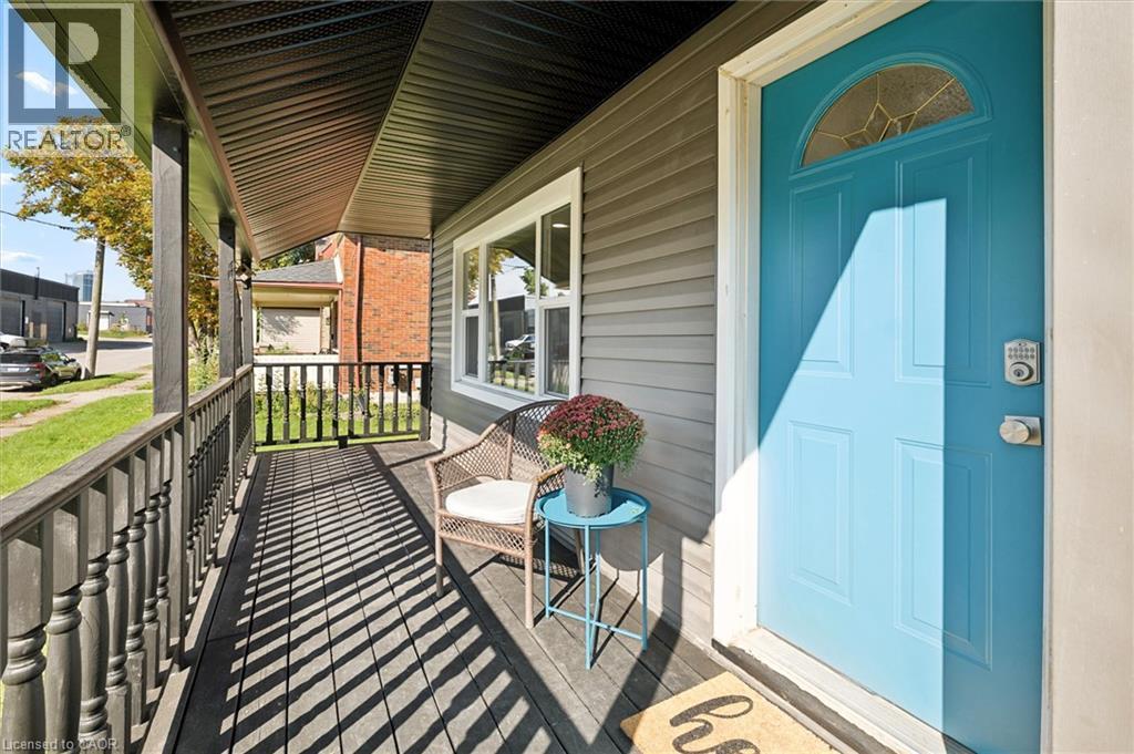 408 BREITHAUPT Street - 5