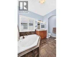 17 Cimarron Park Green, Okotoks, AB T1S2K2 Photo 28