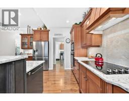 17 Cimarron Park Green, Okotoks, AB T1S2K2 Photo 10