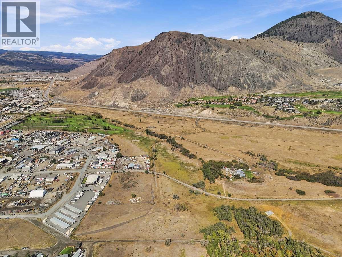  820 Sarcee Street, Kamloops