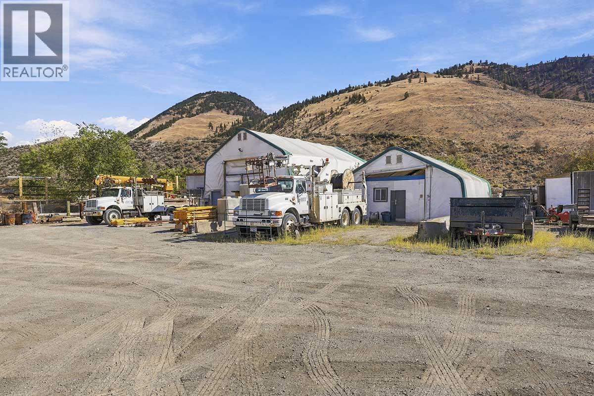  1113 Chief Louis Way, Kamloops