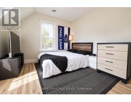 24 Queen Street E, South Bruce Peninsula, ON N0H1P0 Photo 13