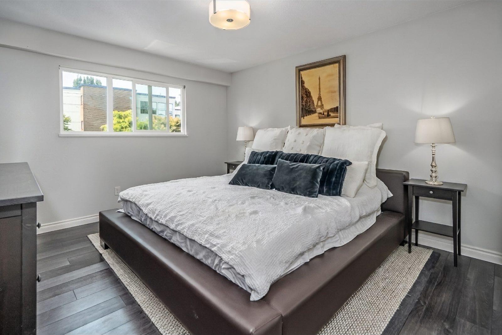 1130 MAPLE STREET, White Rock