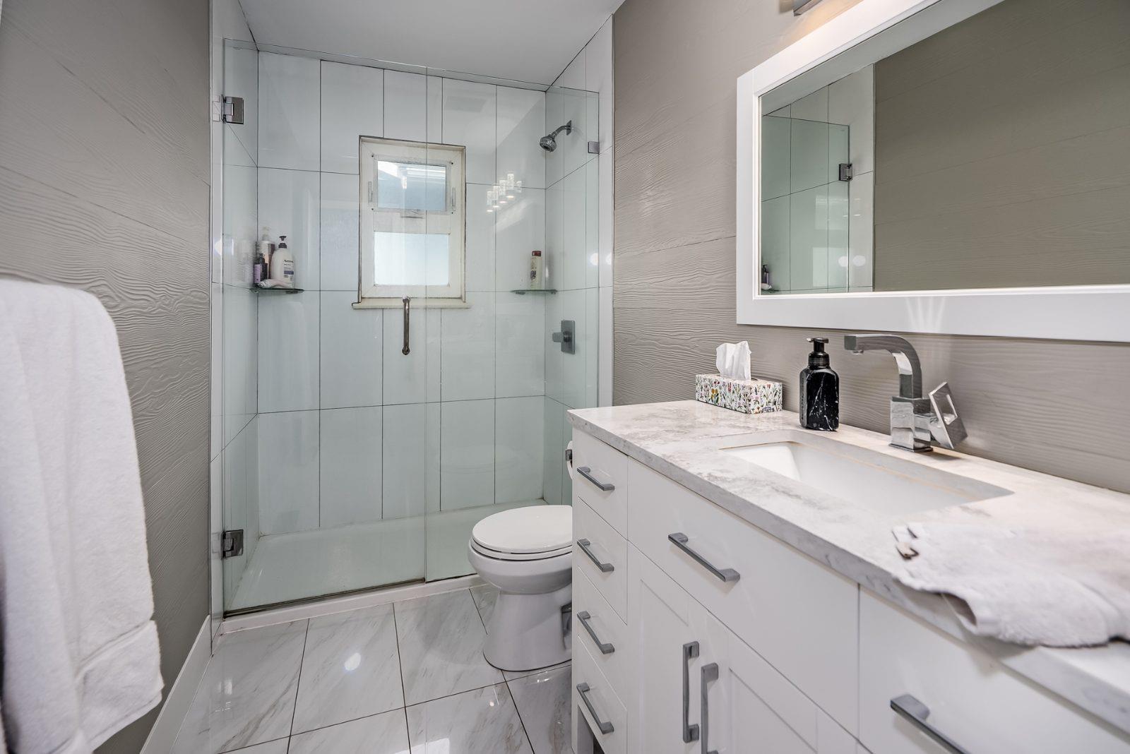 1130 MAPLE STREET, White Rock