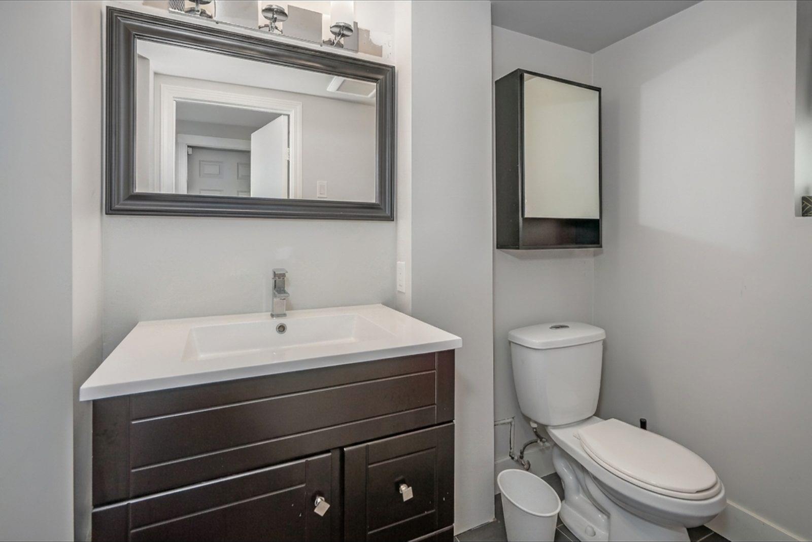 1130 MAPLE STREET, White Rock