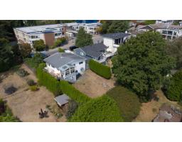 1130 Maple Street, White Rock, BC V4B4M6 Photo 37