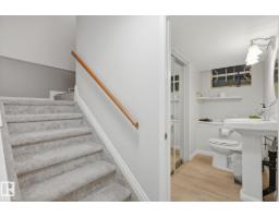 9520 95 Av Nw, Edmonton, AB T6C2A4 Photo 25