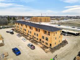 4pc Ensuite bath - 202 420 Frontier Trail, Winnipeg, MB R3Y1M7 Photo 10