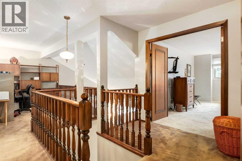 35 Millrise Way SW - photo 20