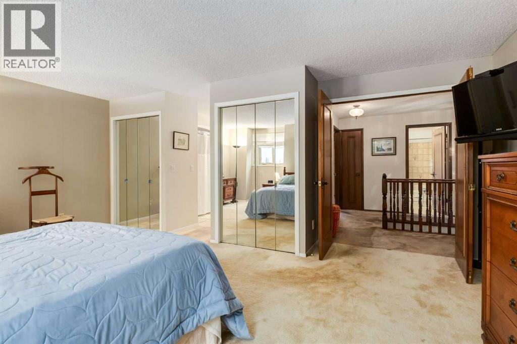 35 Millrise Way SW - photo 24