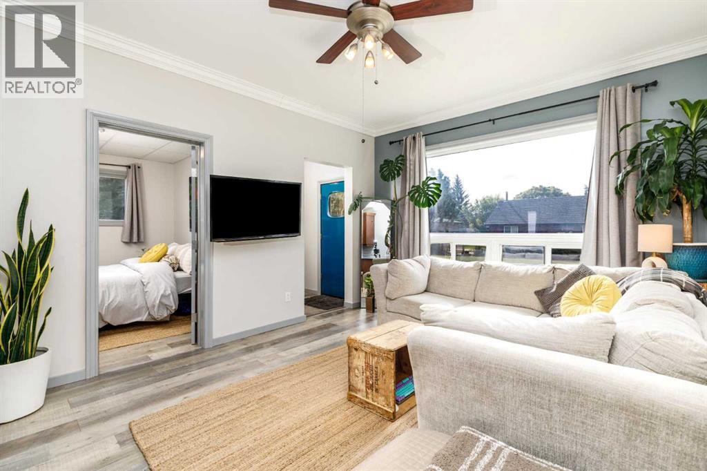 Listing photo – 4902 52 Street, Sedgewick