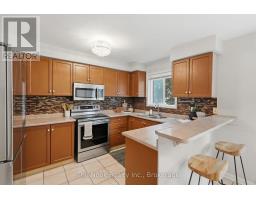 33 Aspen Park Way, Whitby, ON L1N9M6 Photo 14