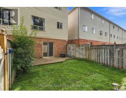 33 Aspen Park Way, Whitby, ON L1N9M6 Photo 43
