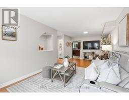 33 Aspen Park Way, Whitby, ON L1N9M6 Photo 9