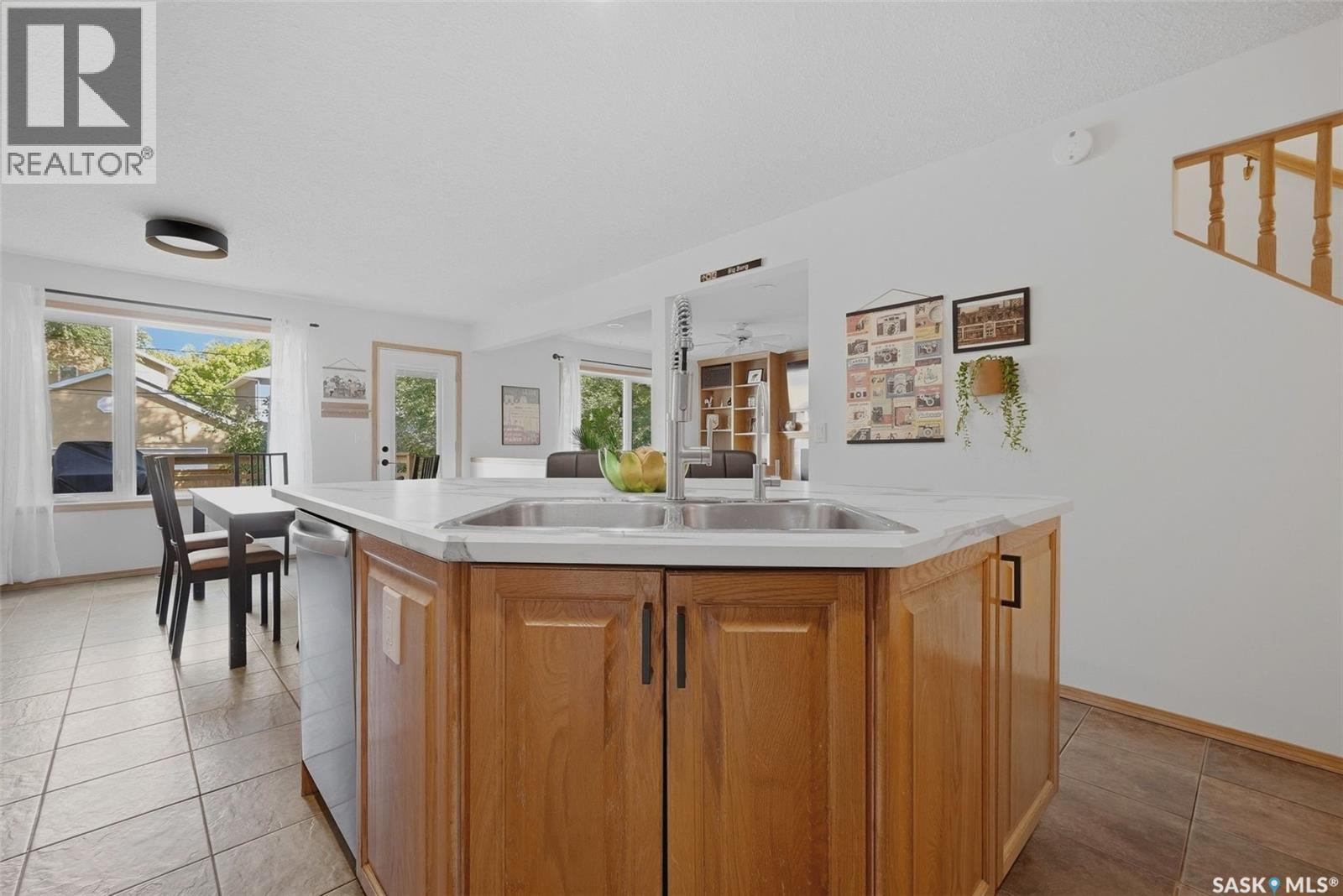 2641 Garnet STREET - 9