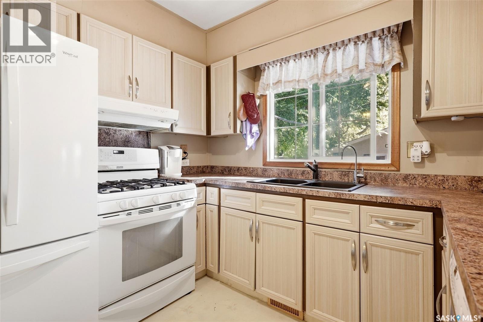 39 Kennedy CRESCENT, Regina — photo 8