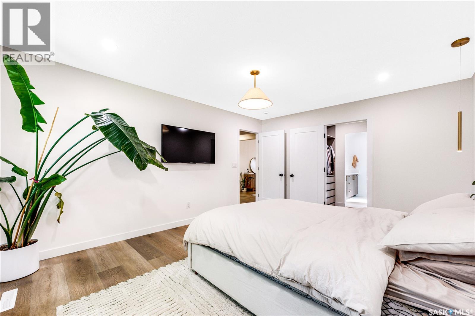 1313 Conn AVENUE - 12