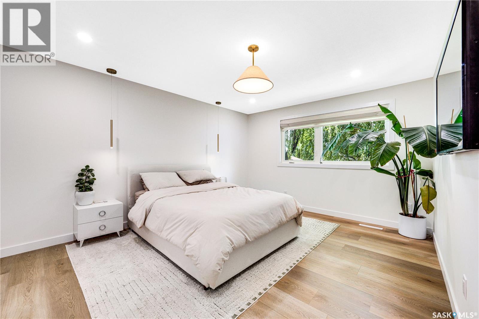 1313 Conn AVENUE - 13