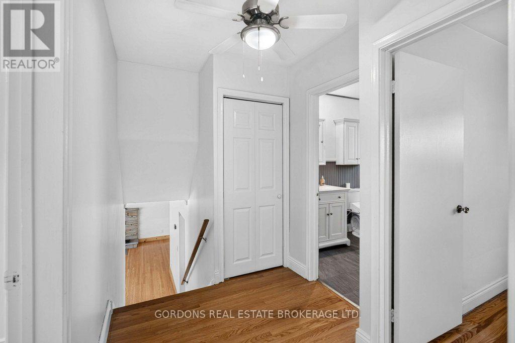 207 ROBERT WALLACE DRIVE - 38