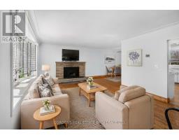 207 Robert Wallace Drive, Kingston, ON K7M1Y3 Photo 16