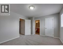 15 Kerry Wood Mews, Red Deer, AB T4N7B8 Photo 18