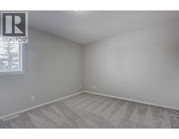 15 Kerry Wood Mews, Red Deer, AB T4N7B8 Photo 26