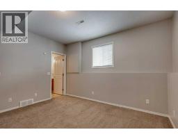 15 Kerry Wood Mews, Red Deer, AB T4N7B8 Photo 34
