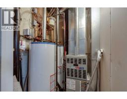 15 Kerry Wood Mews, Red Deer, AB T4N7B8 Photo 37